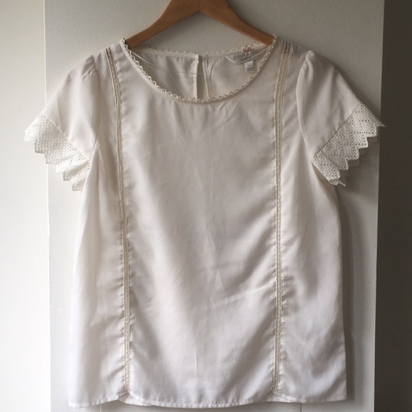 LC Lauren Conrad Tops - Silky cream Lauren Conrad Blouse